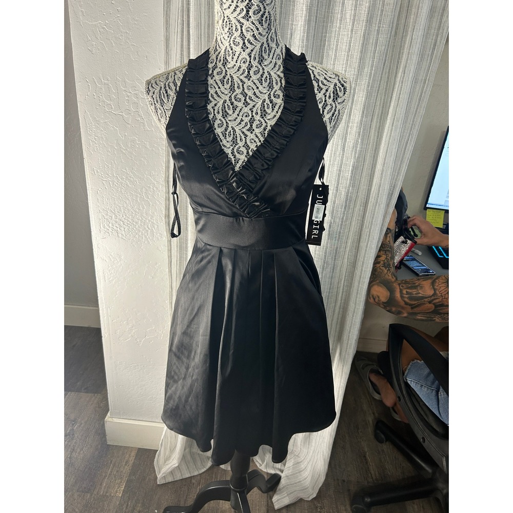 Jump Girl Halter Ruffle Fit & Flare Dress Womens 3/4 Black Cocktail Backless